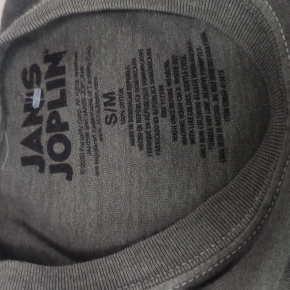 JANIS JOPLIN Live At Carnegie Hall Graphic Tee ~ NWOT - Picture 10 of 10